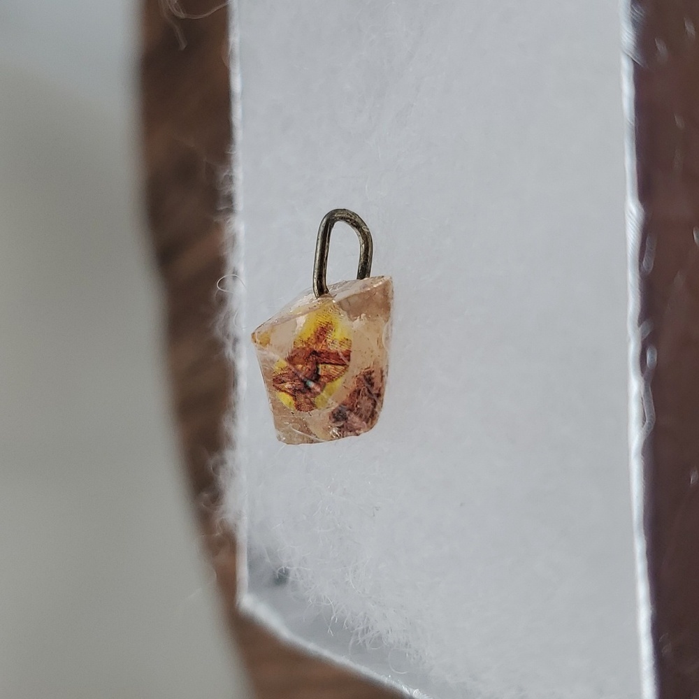 King Jesus and Mary shadowbox‎ crystal pendant rare walworth quarry fluorite - Picture 3 of 3